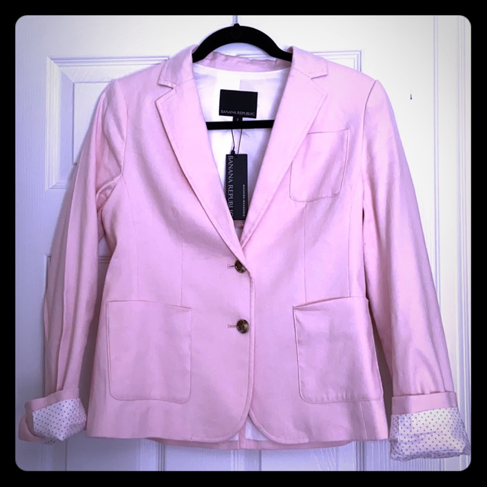 New with tags! Pink linen Banana Republic blazer